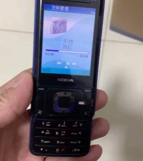 诺基亚n81心机移动版，不是wifi的，功...