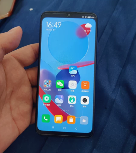 小米cc9e拍照手机，4+64配置，完好无...