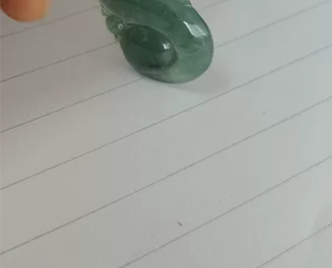 翡翠如意花件 也是前几年入手的,豆青种,非...