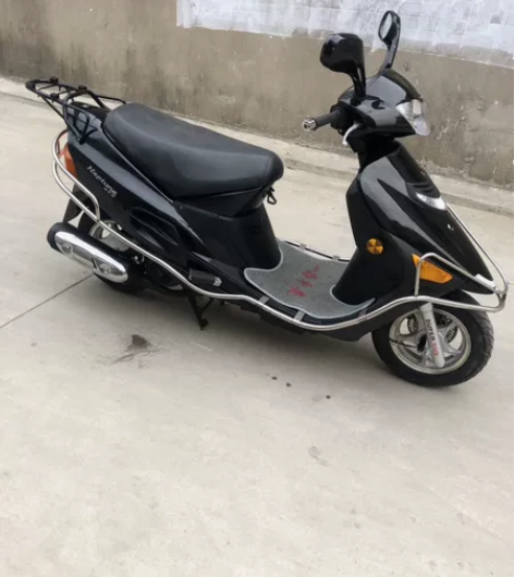 精品铃木海王星125cc，二手摩托车全车原...