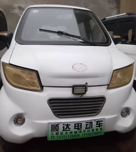 四轮电动车：60V100安大电瓶，续航远。...