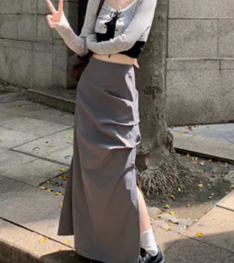 设计感黑色半身裙女夏季高腰显瘦A字裙小众开...