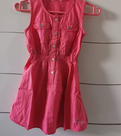 guess女童连衣裙 尺码110，单层梭织...