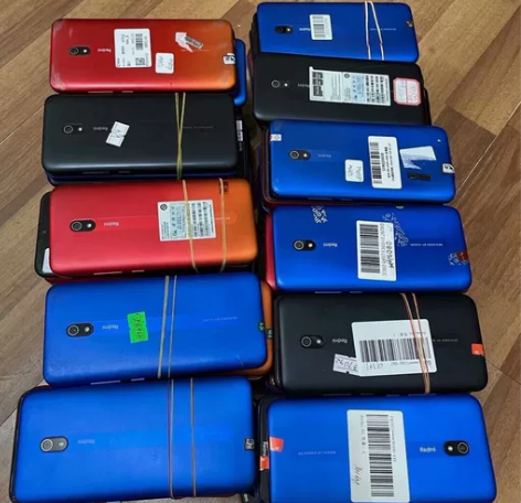 特价处理一批 ，红米8A二手手机，3+32...