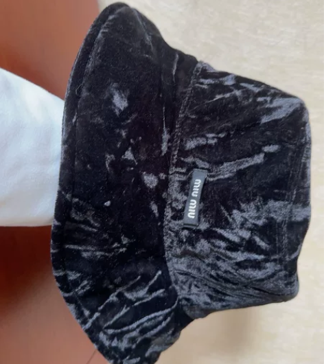 mlinstudio渔夫帽 很适合秋冬 买...