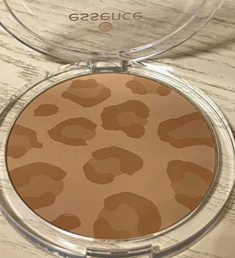 essence豹纹修容 巨大一盘 巨大 觉...