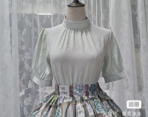 大四学姐清理衣柜ing 衣服合集①上衣篇挑...