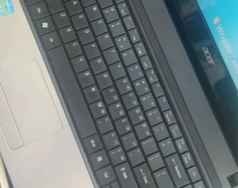 宏基E5-轻薄15.6寸独显2G四代二手笔...