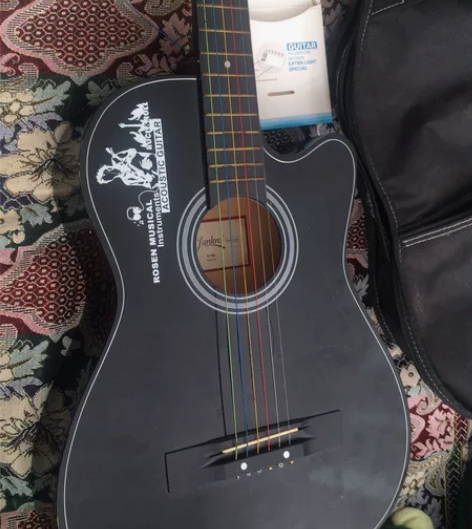 吉他九成新自用 感兴趣的话点“我想要”和我...