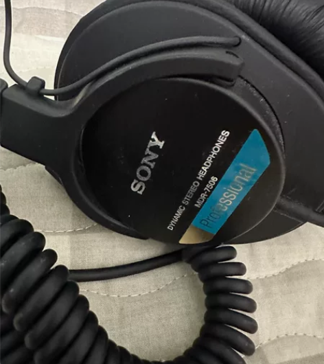 索尼监听耳机 sony mdr7506就用...
