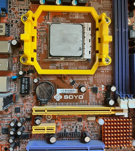 梅捷A55主板带一颗四核cpu631x 功...