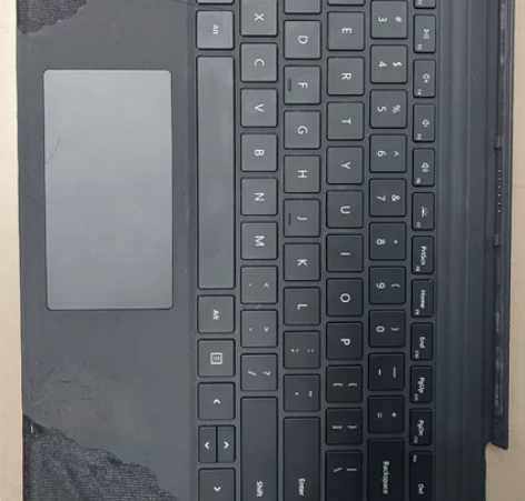 个人用微软surface二合一笔记本的原装...