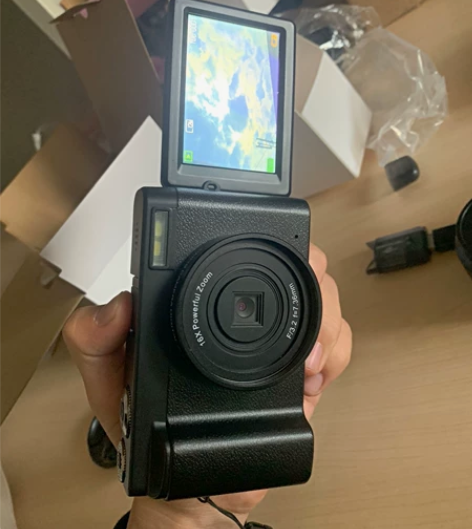 【全新!】电子变焦美颜相机WIFI可连接潜...