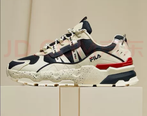 fila 斐乐 满天星 39码 仅穿一次，...