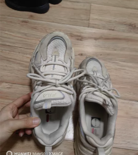 斐乐老爹鞋，码数36码，温州银泰城实体店购...