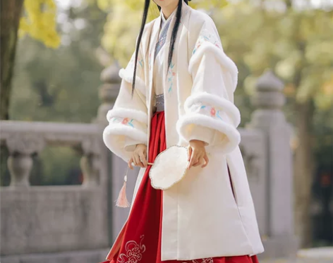 ?慕雪橙橙 原创汉服女秋冬汉元素毛呢大衣改...