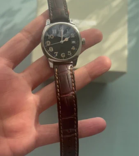 浪琴中古表,有情怀的来。石英!原盒原证书什...