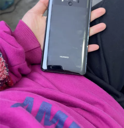 华为 Mate 10 运行内存:4GB存储...