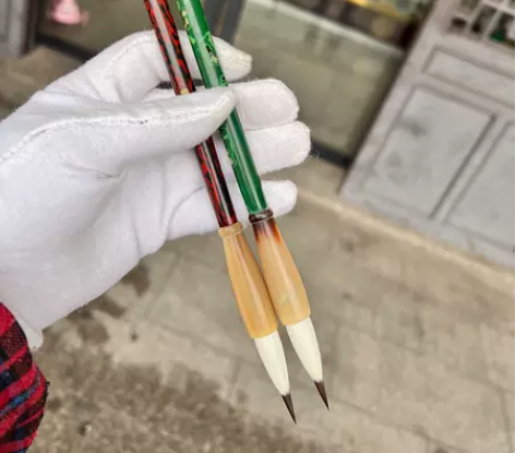 罗佃杆纯紫毫大楷笔一支 出锋3.8厘米,口...