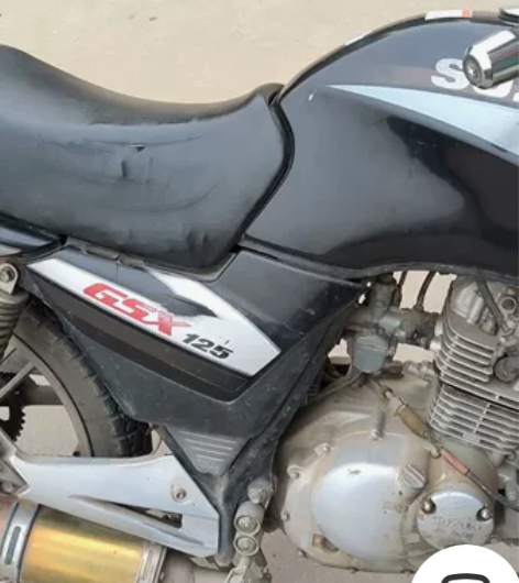 铃木骏威GSX125,成色非常新,个人一手...