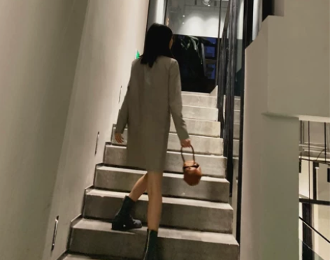 极简风芝麻灰格纹长袖圆领连衣裙XS码 全新...