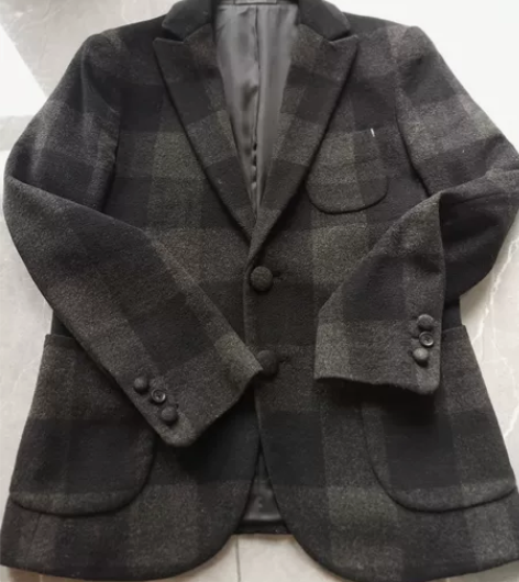 卡宾 男士毛呢西服，穿一次干洗一次，现在胖...