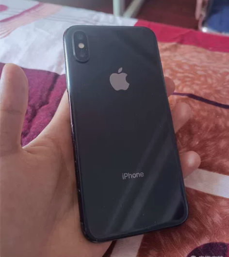 iPhonex 64G 港版 边框掉漆是套...