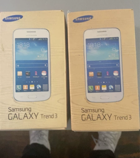 全新国行全套库存三星G3502I黑色联通版...