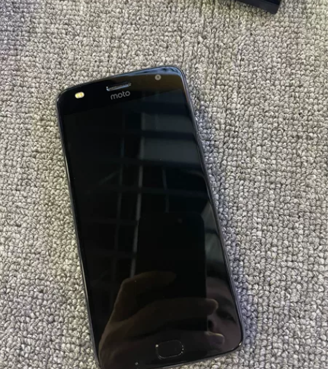摩托罗拉moto手机4+64g一手自用 感...