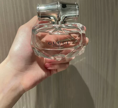 gucci竹韵香水余量如图30ml的 盒子...