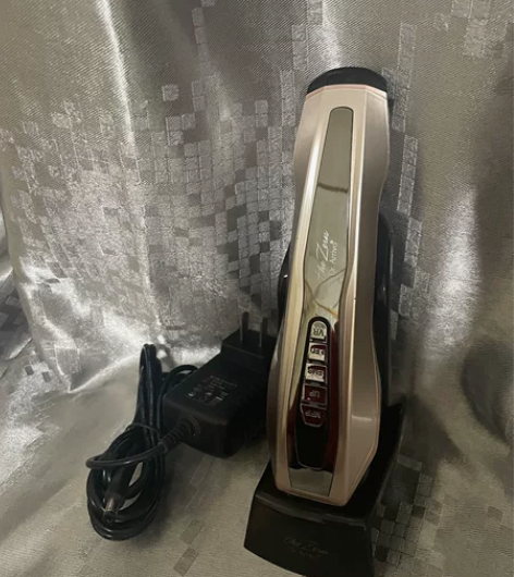 宙斯五代美容仪无钻款，导头很干净没有氧化！...