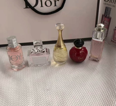 香水小样q版正品迪奥绝版五件套 迪奥绝版五...