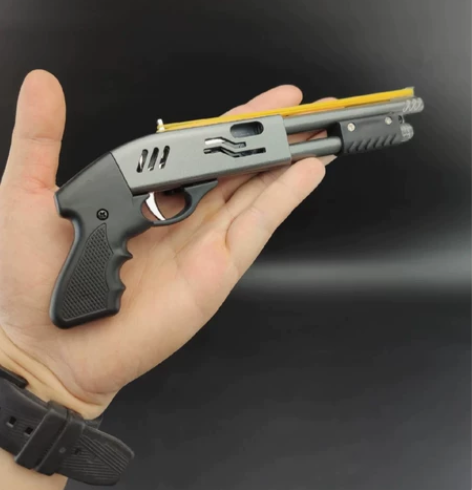 全新出炉迷你小喷子皮筋玩具，主体全金属，拉...