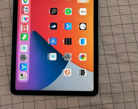 9新 苹果 iPad Air4 (2020...