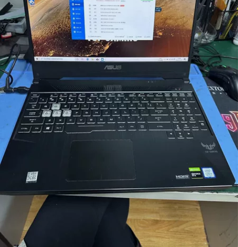 华硕fx95gt  华硕飞行堡垒7  i5...