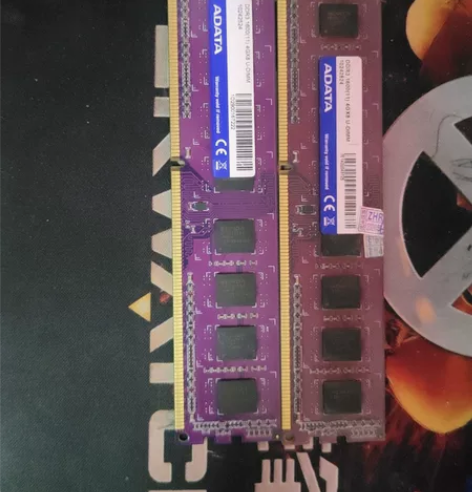 2根ddr3 1600威刚4g内存,成套卖...