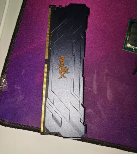 七彩虹8g2666内存条 感兴趣的话点“我...