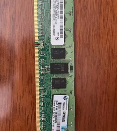 镁光DDR3内存条4GB  PC3L 10...