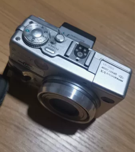 sony dsc v1 数码相机 电池还在...