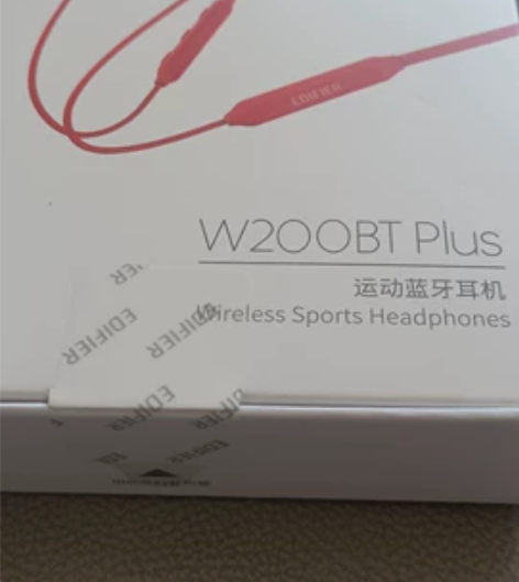漫步者全新蓝牙耳机 感兴趣的话点“我想要”...