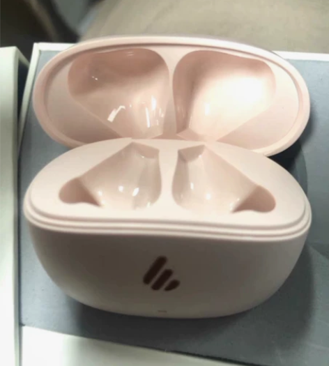 漫步者蓝牙耳机A1 11.6在京东购入 由...