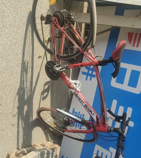 公路自行车，27数，只买了一年多 感兴趣的...