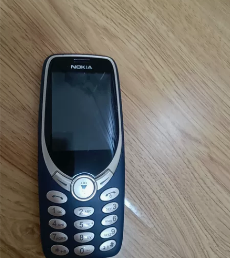 正版诺基亚,电池饿死了开不开机,用了没有十...