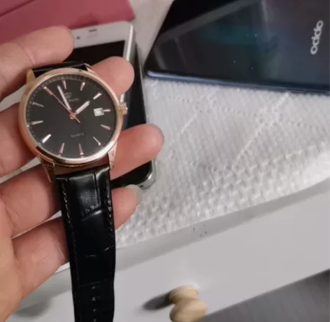 天王手表一块，前两年过生日人家送的，我有手...