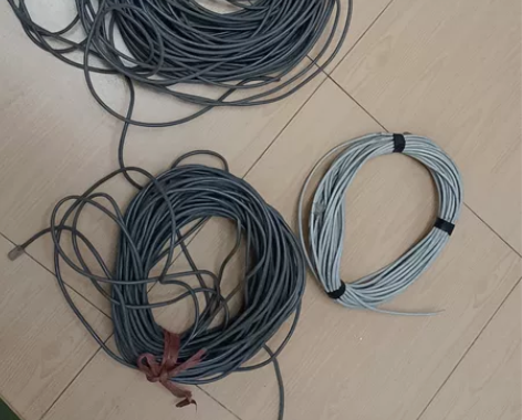 一盘网线CAT-5e，20米（只有一个水晶...