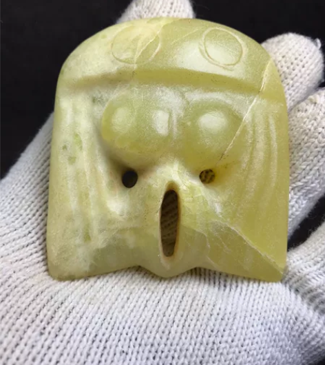 老黄玉女祖玉枭。整体透玉。        ...