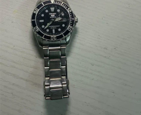 闲置自用精工机械手表，成色如图，正常使用痕...