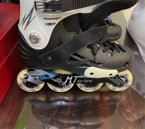 轮滑鞋 旱冰鞋，九五新 micro成人轮滑...