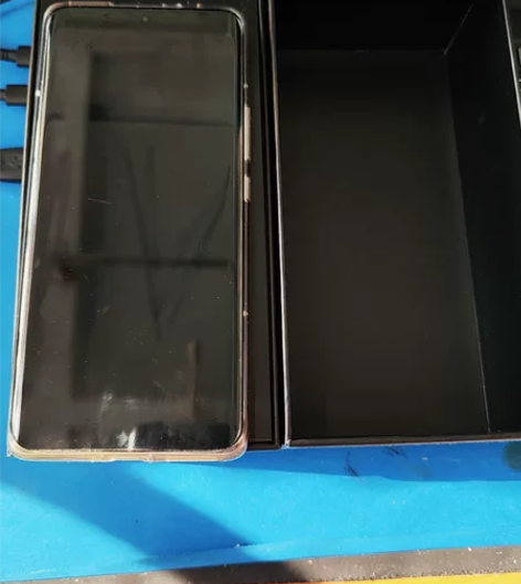 小米12pro 256g 运行12g 顶配...