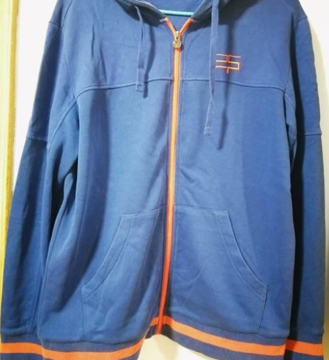 安踏品牌运动套装男士～160-170斤左右...